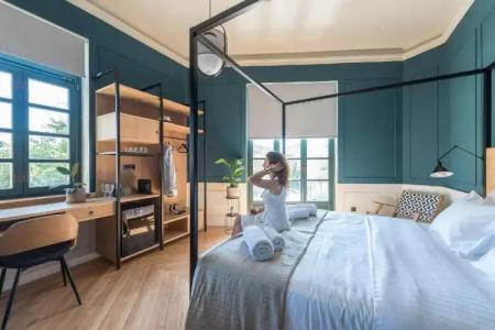 Moon And Stars Athens - 1