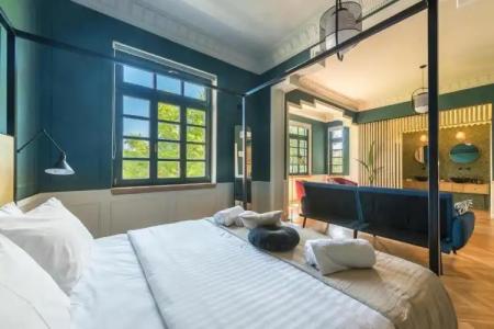 Moon And Stars Athens - 64