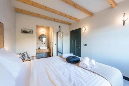 Moon And Stars Athens - 22