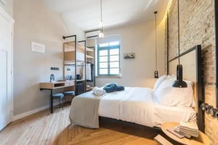 Moon And Stars Athens - 51