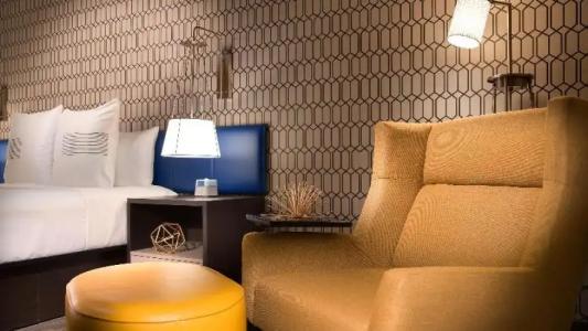 GLo Best Western Nashville - 38