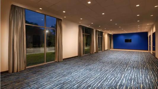 GLo Best Western Nashville - 18