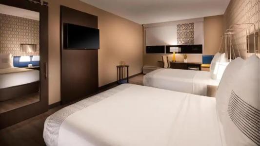 GLo Best Western Nashville - 43