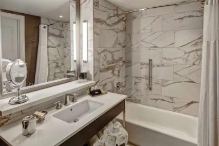 Courtyard Nashville Green Hills - 57