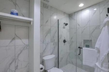 Studio 154 Luxury - 121