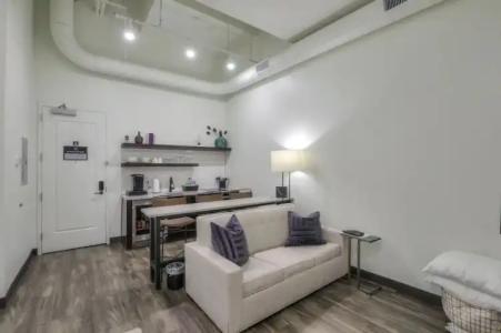 Studio 154 Luxury - 109