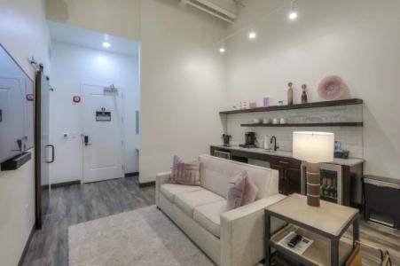 Studio 154 Luxury - 98