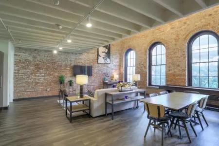 Studio 154 Luxury - 53