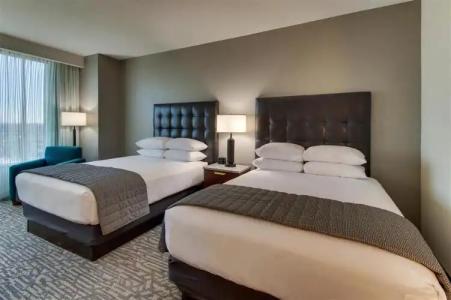 Drury Plaza Downtown - 13