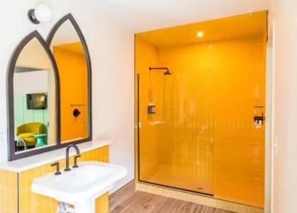 The Russell Nashville - 68