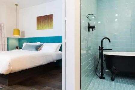 The Russell Nashville - 145