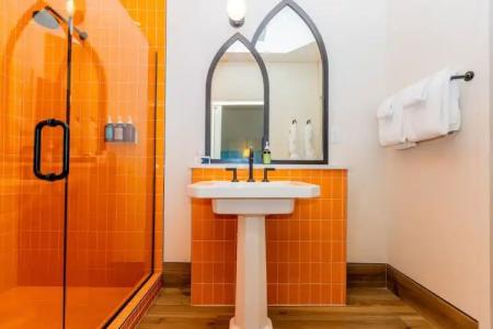 The Russell Nashville - 99