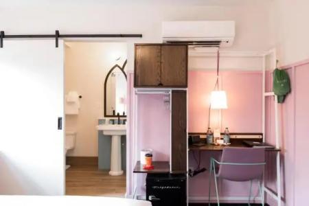 The Russell Nashville - 47