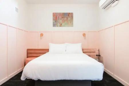 The Russell Nashville - 91