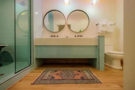 The Russell Nashville - 149