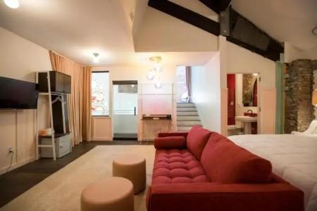 The Russell Nashville - 131