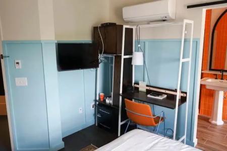 The Russell Nashville - 116