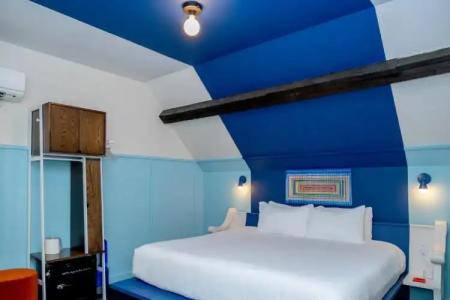 The Russell Nashville - 66