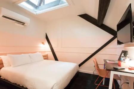 The Russell Nashville - 84