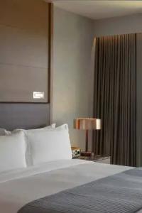 The Joseph, a Luxury Collection, - 26