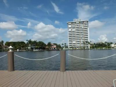 Holiday Isle Yacht Club - 16