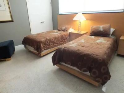 Holiday Isle Yacht Club - 3