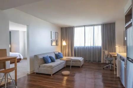 Element Fort Lauderdale Downtown - 40