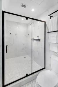 Ocean Treasure Beachside Suites - 5