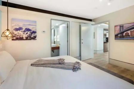 Ocean Treasure Beachside Suites - 12