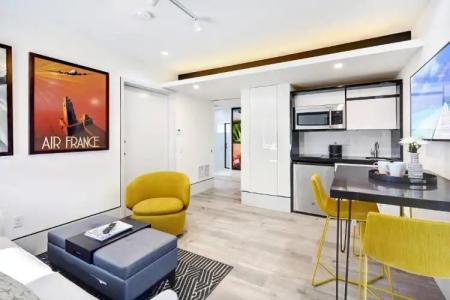 Ocean Treasure Beachside Suites - 35