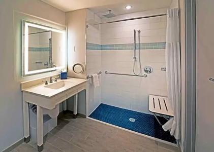 Maren Fort Lauderdale Beach, Curio Collection by Hilton - 92