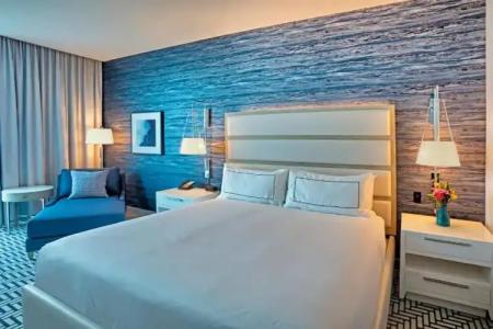 Maren Fort Lauderdale Beach, Curio Collection by Hilton - 80