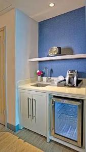 Maren Fort Lauderdale Beach, Curio Collection by Hilton - 67