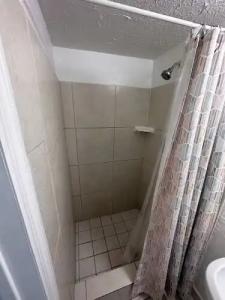 Motel Lauderdale Inn - 16