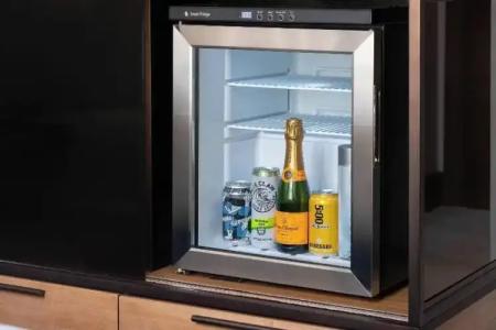 The Jacquard, Autograph Collection - 77