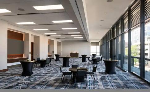 The Jacquard, Autograph Collection - 8