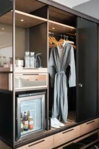 The Jacquard, Autograph Collection - 69