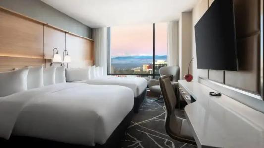 The Jacquard, Autograph Collection - 85