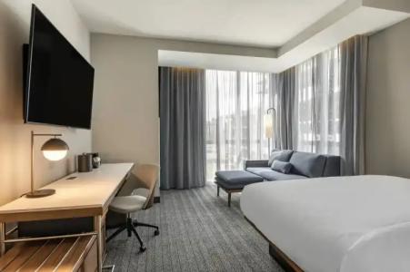 Courtyard Fort Lauderdale Downtown - 12