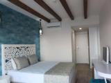 Standard Double room with partial sea view