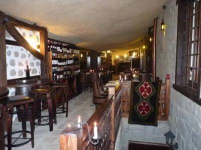 Molerite Complex - 13