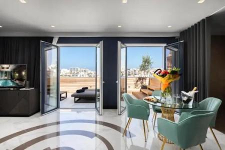 Lure & Spa - Adults Only - 90