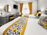 Deluxe Double Room (2 Adults + 1 Child)
