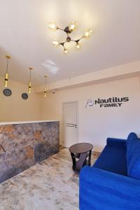 Naytilus family - 8