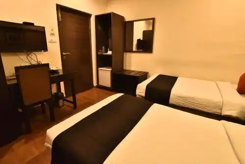 Casa Broadway-A Boutique - 40