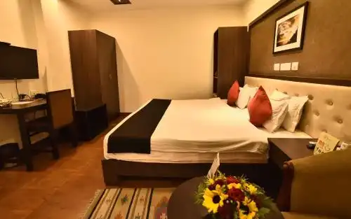 Casa Broadway-A Boutique - 34