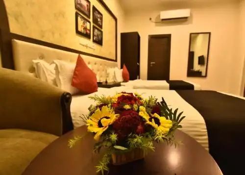 Casa Broadway-A Boutique - 16