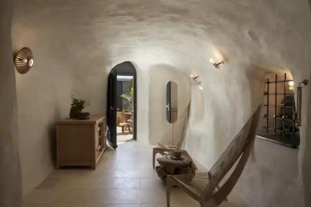 White Pearl Cavalieri - 8