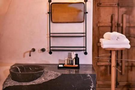 White Pearl Cavalieri - 74