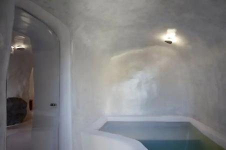 White Pearl Cavalieri - 72